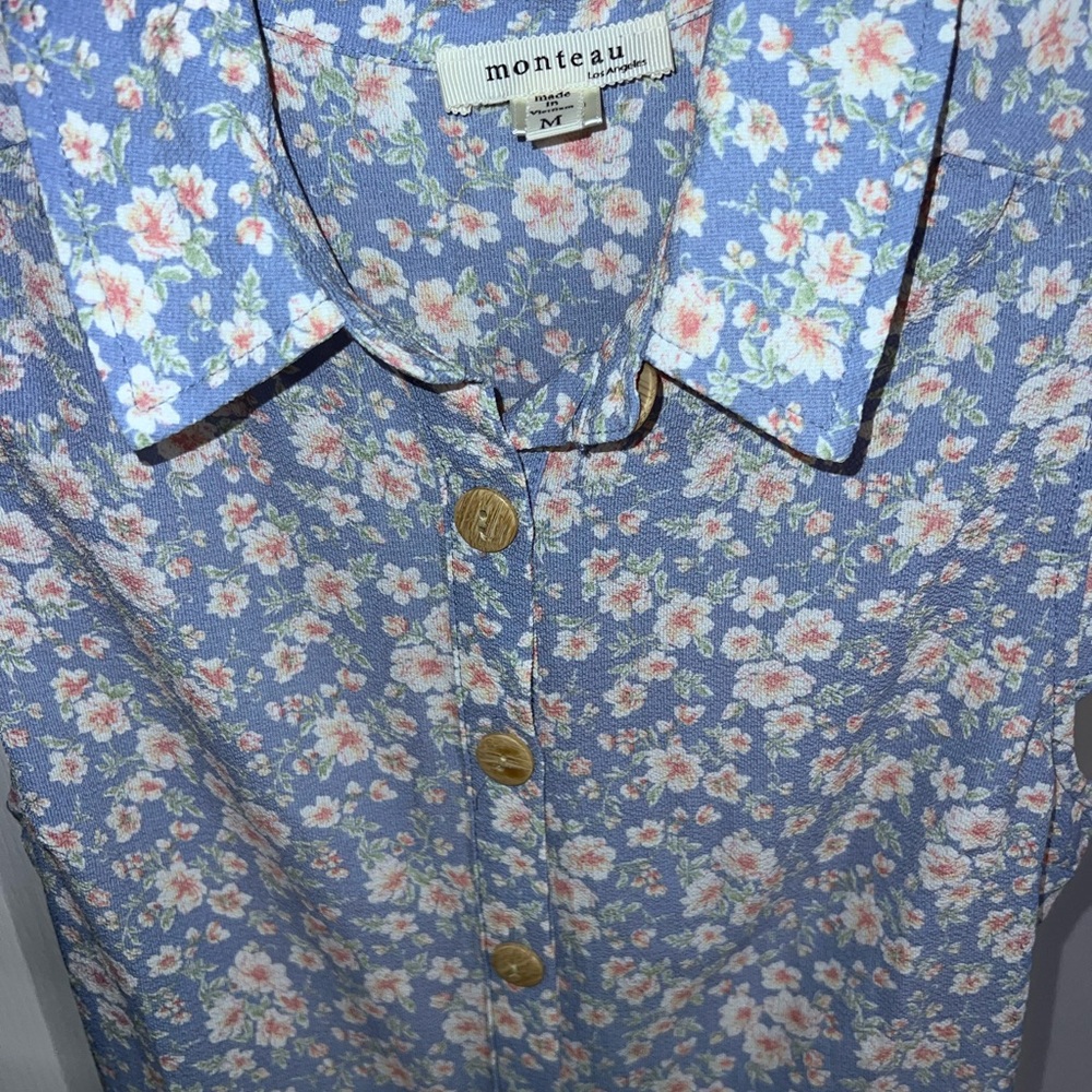 Monteau Los Angeles Button Front Midi Dress in Blue Floral - Picture 5 of 13